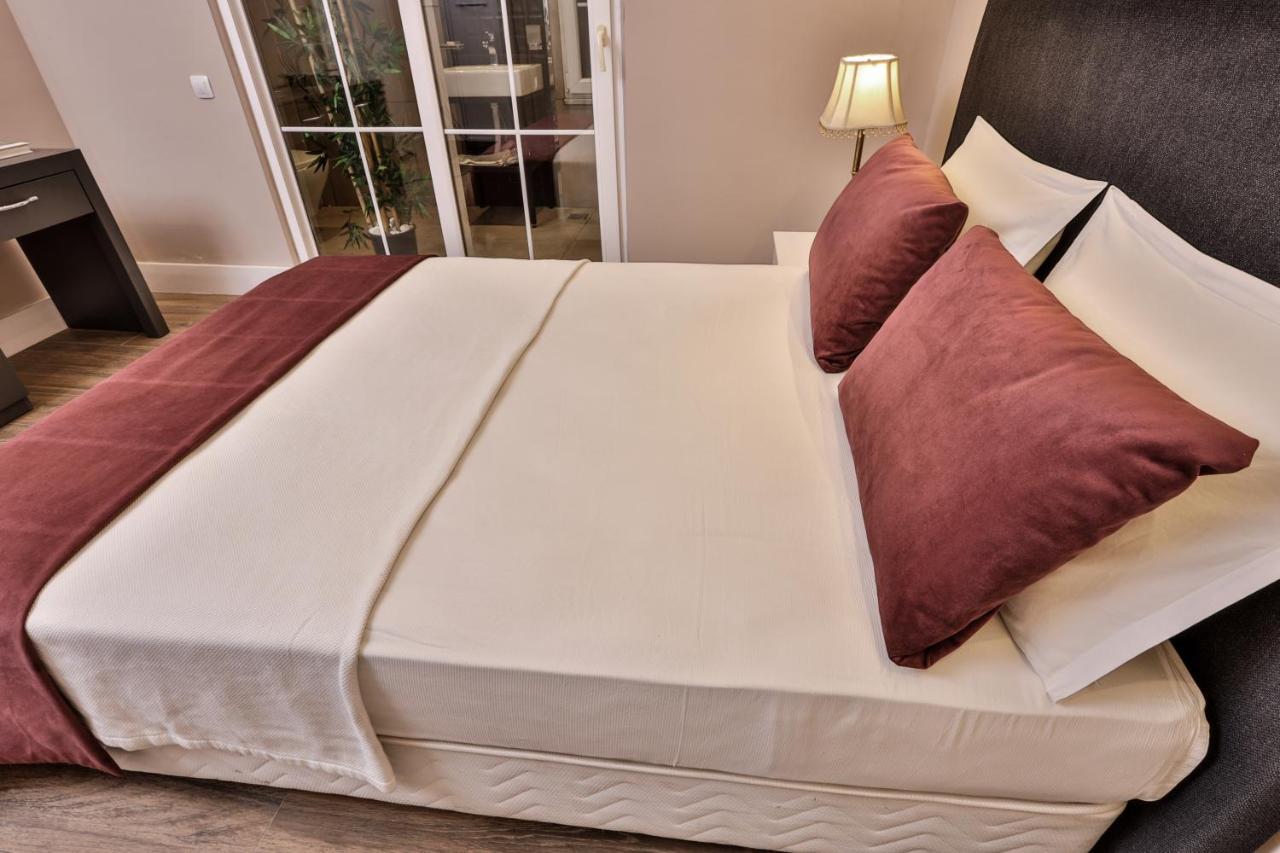 Hotel 212 אולימפוס מראה חיצוני תמונה