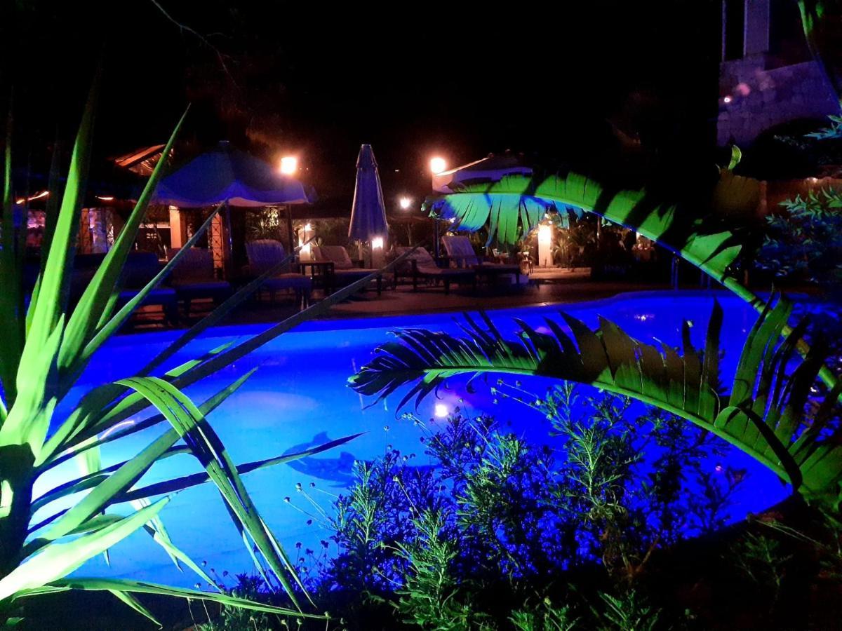 Hotel 212 אולימפוס מראה חיצוני תמונה