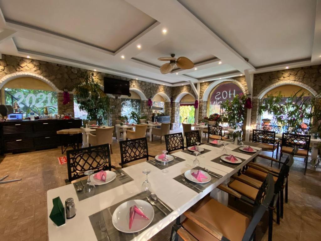 Hotel 212 אולימפוס מראה חיצוני תמונה