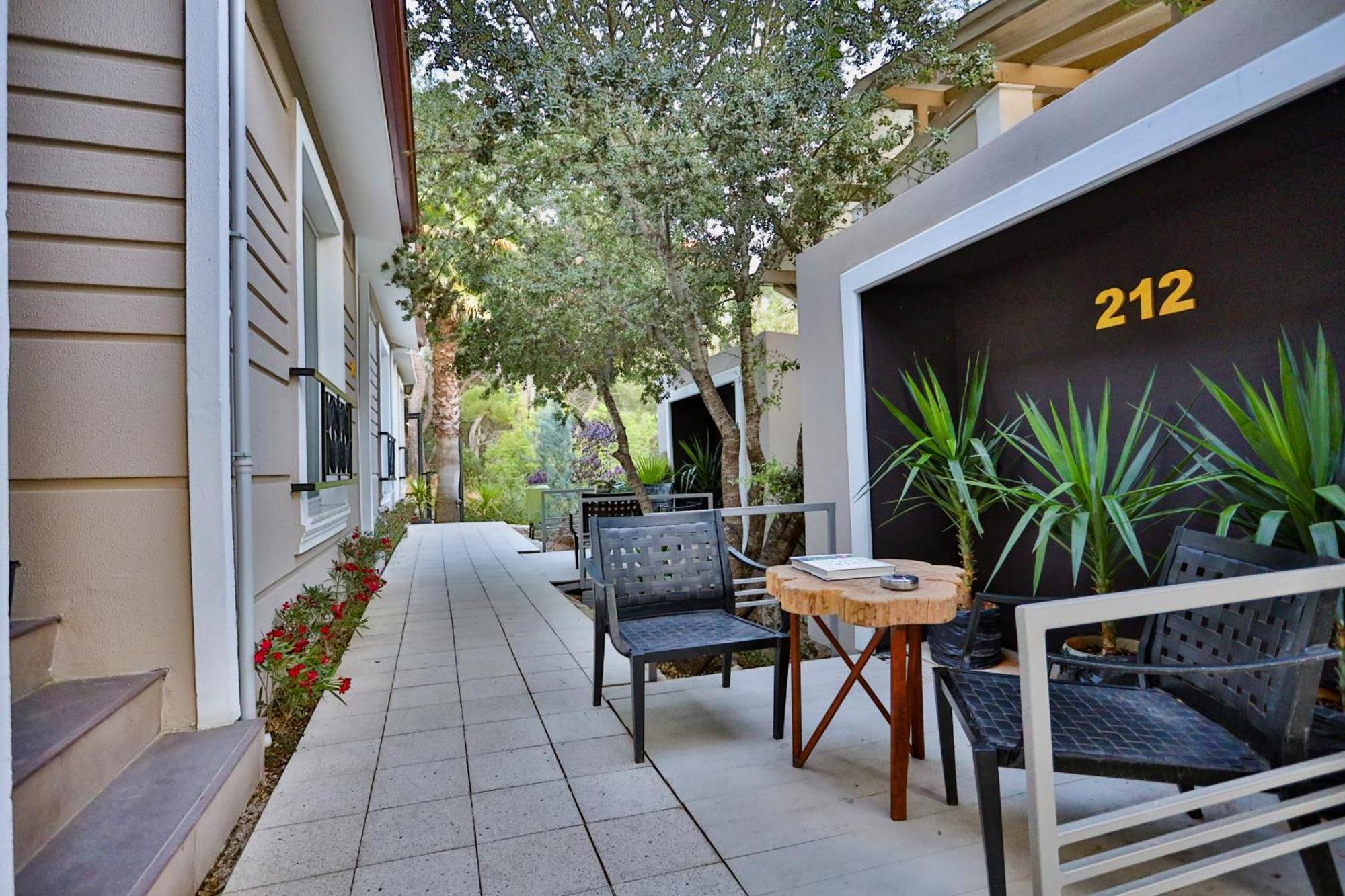 Hotel 212 אולימפוס מראה חיצוני תמונה
